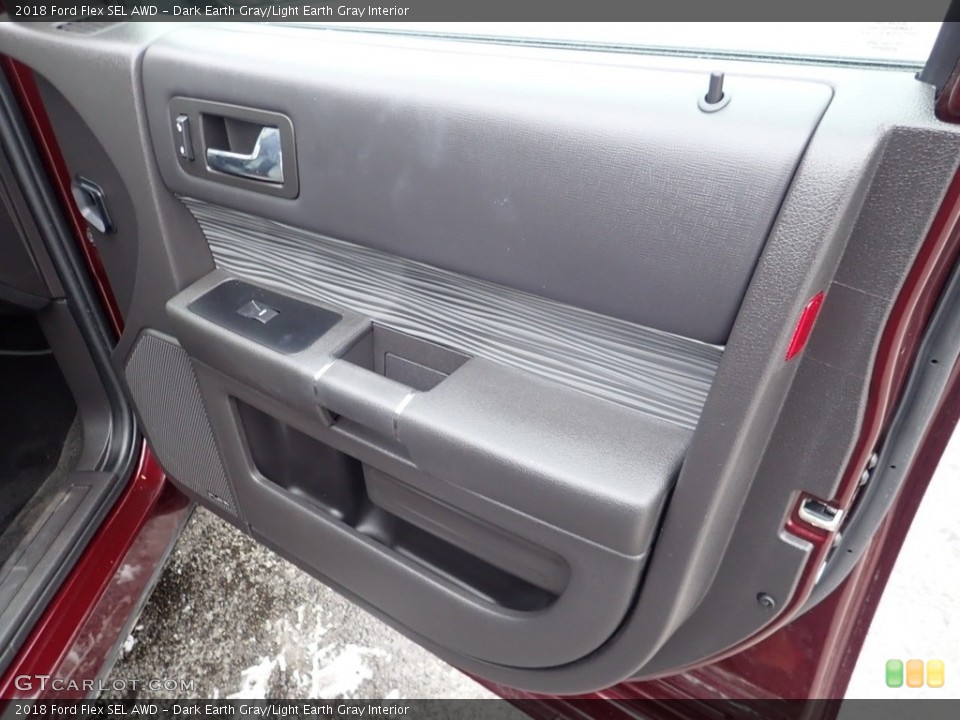 Dark Earth Gray/Light Earth Gray Interior Door Panel for the 2018 Ford Flex SEL AWD #141095850