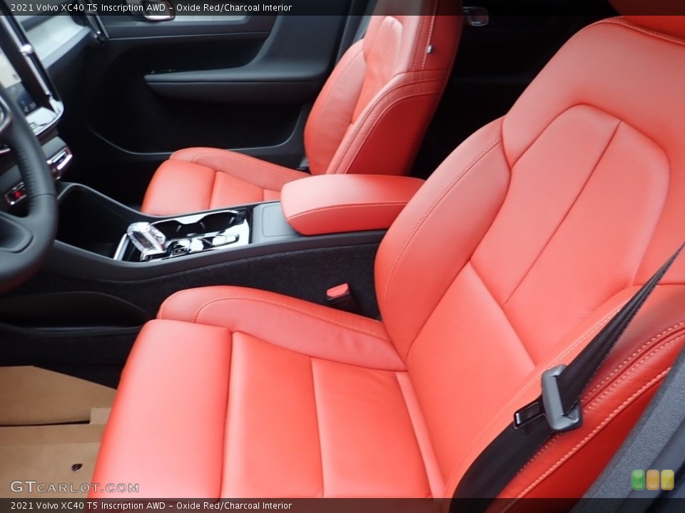 Oxide Red/Charcoal 2021 Volvo XC40 Interiors