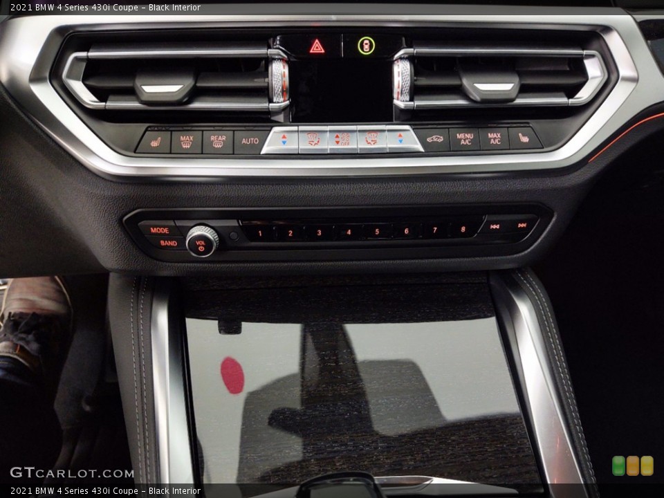 Black Interior Controls for the 2021 BMW 4 Series 430i Coupe #141112621
