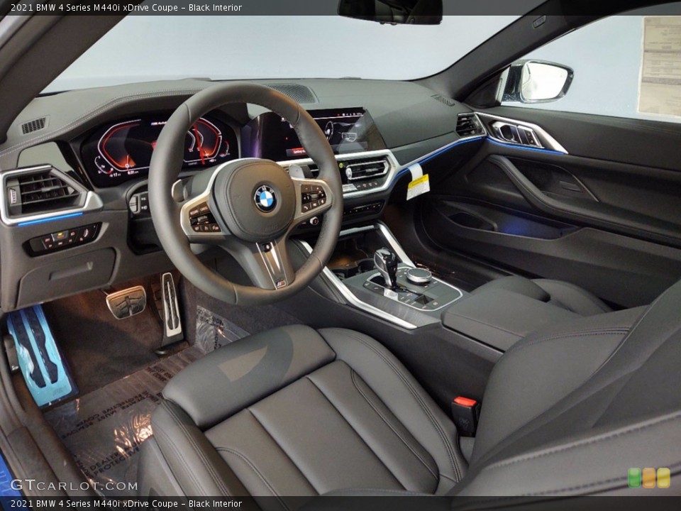 Black Interior Photo for the 2021 BMW 4 Series M440i xDrive Coupe #141112960