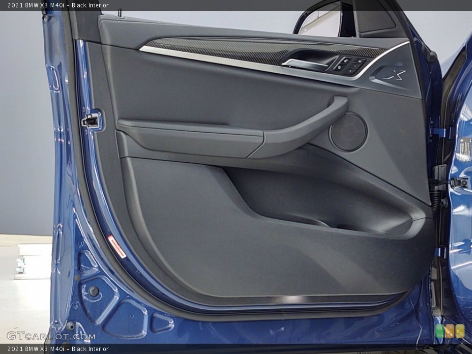Black Interior Door Panel for the 2021 BMW X3 M40i #141126235