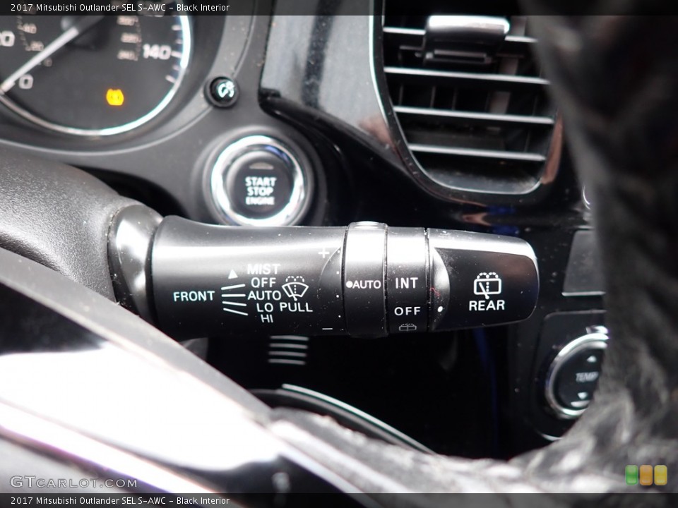 Black Interior Controls for the 2017 Mitsubishi Outlander SEL S-AWC #141164193