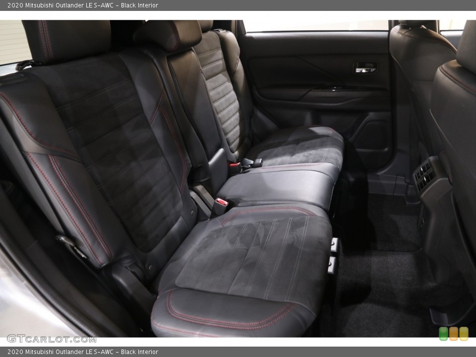 Black Interior Rear Seat for the 2020 Mitsubishi Outlander LE S-AWC #141168481