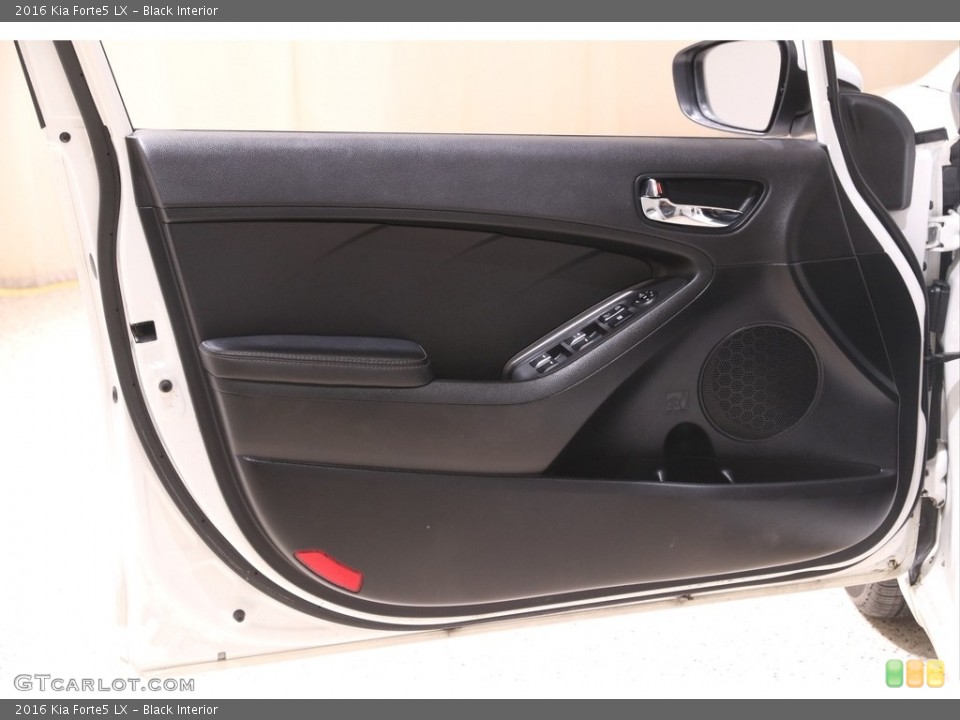 Black Interior Door Panel for the 2016 Kia Forte5 LX #141188608
