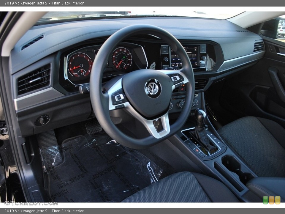 Titan Black Interior Photo for the 2019 Volkswagen Jetta S #141222148