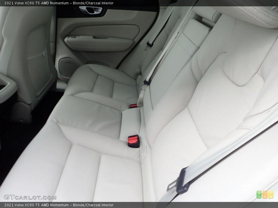 Blonde/Charcoal Interior Rear Seat for the 2021 Volvo XC60 T5 AWD Momentum #141223413