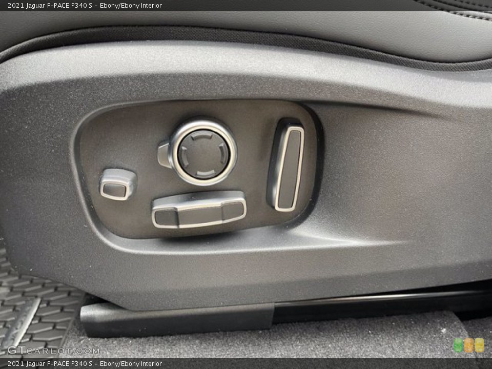 Ebony/Ebony Interior Controls for the 2021 Jaguar F-PACE P340 S #141230329