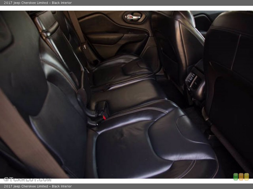 Black Interior Rear Seat for the 2017 Jeep Cherokee Limited #141250351