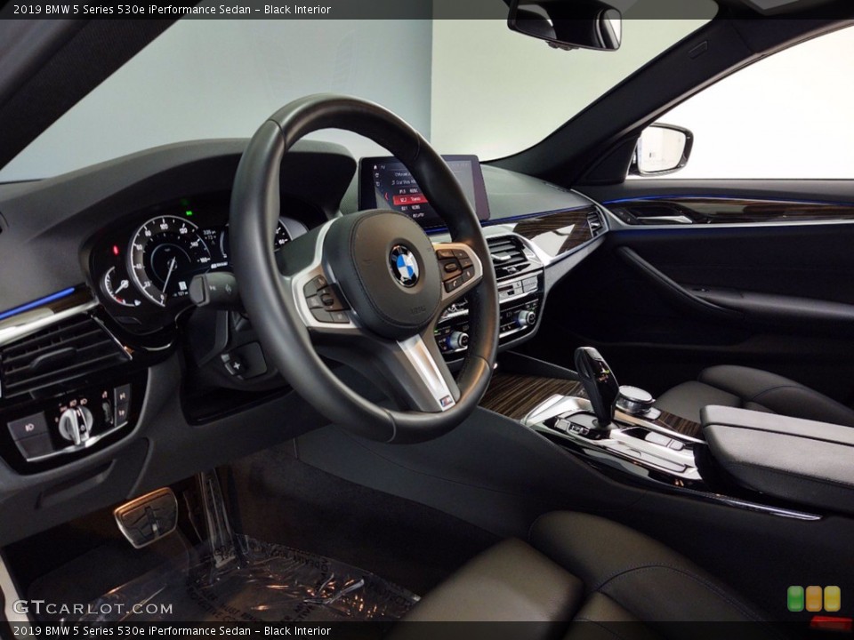 Black Interior Front Seat for the 2019 BMW 5 Series 530e iPerformance Sedan #141252991