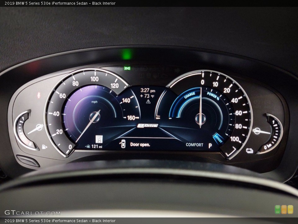 Black Interior Gauges for the 2019 BMW 5 Series 530e iPerformance Sedan #141253106
