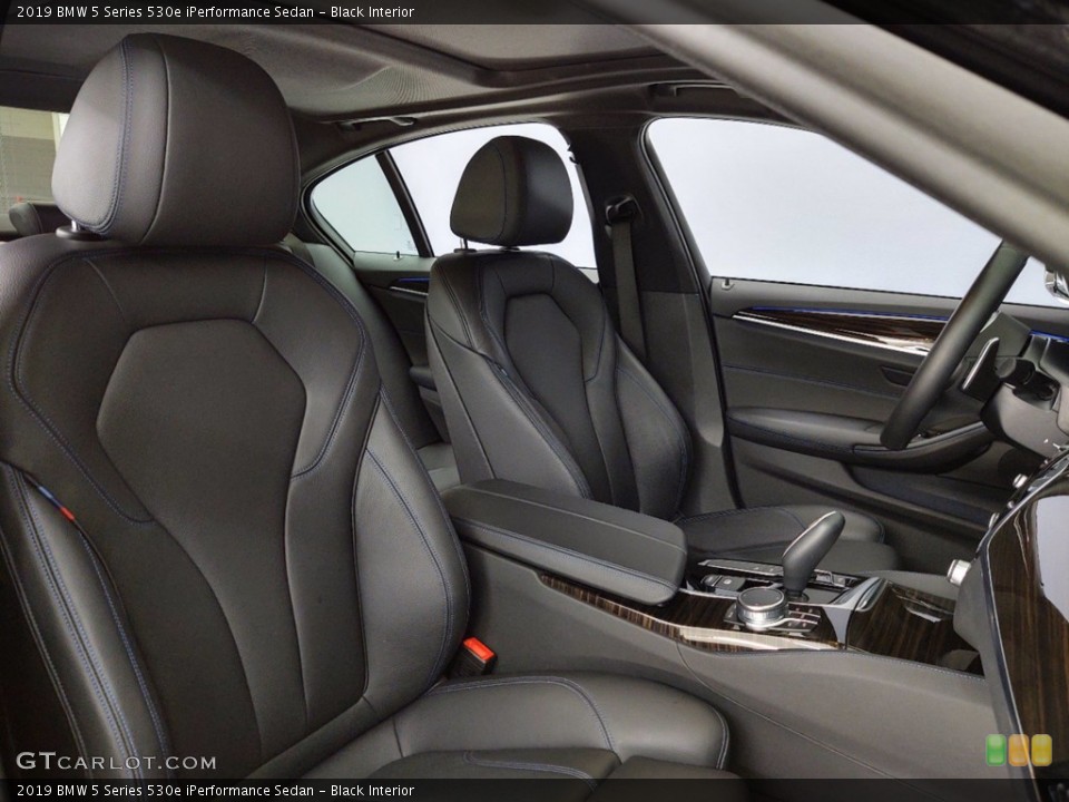 Black Interior Front Seat for the 2019 BMW 5 Series 530e iPerformance Sedan #141253522