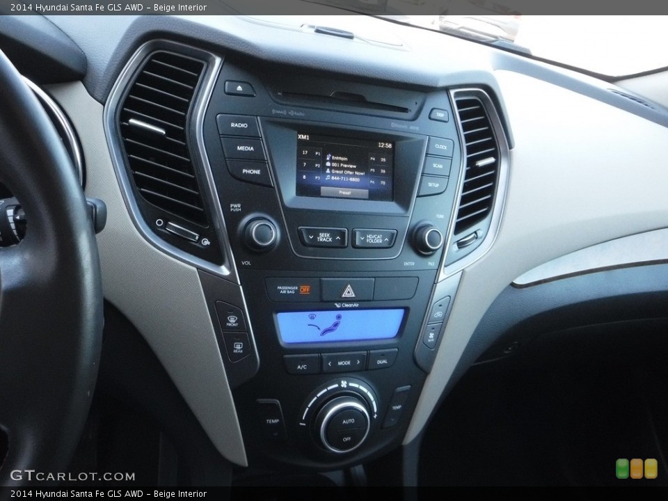 Beige Interior Controls for the 2014 Hyundai Santa Fe GLS AWD #141256571