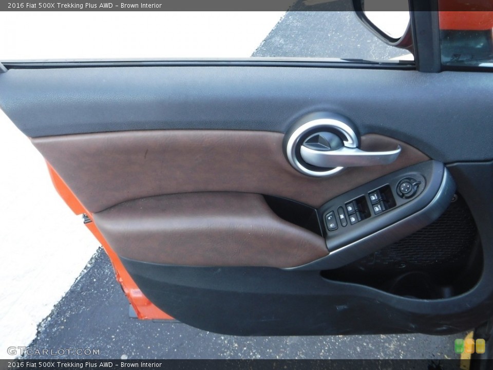 Brown Interior Door Panel for the 2016 Fiat 500X Trekking Plus AWD #141258142