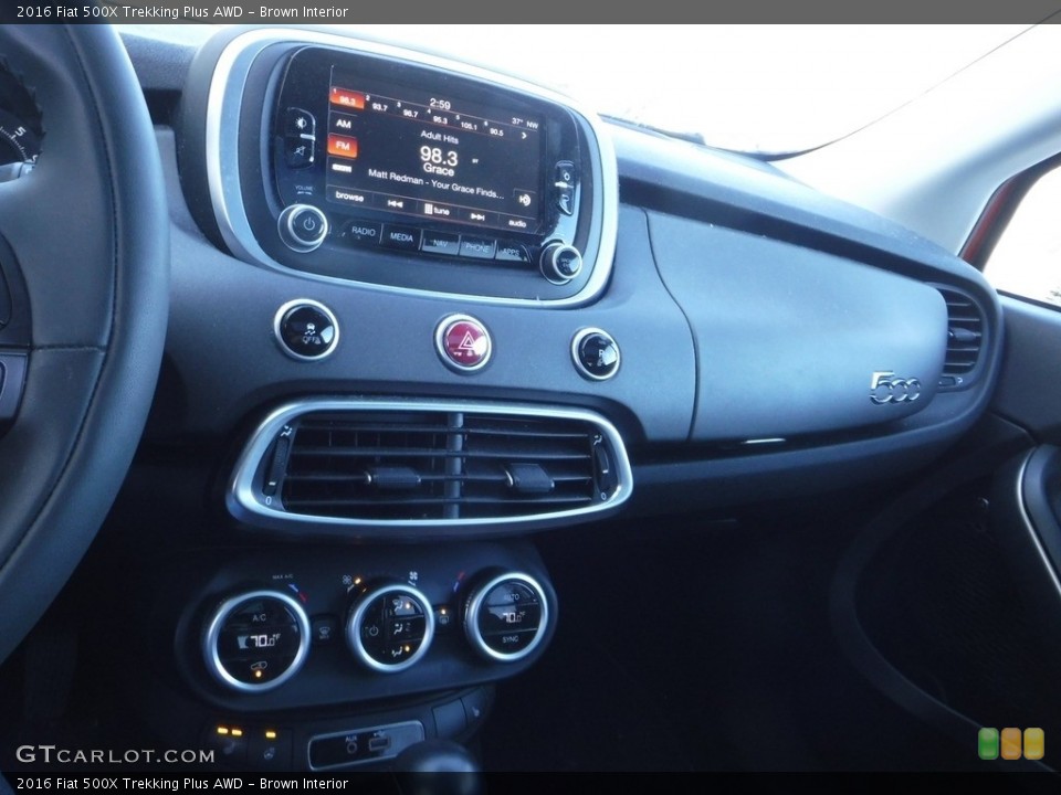 Brown Interior Controls for the 2016 Fiat 500X Trekking Plus AWD #141258236