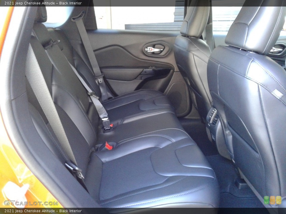 Black Interior Rear Seat for the 2021 Jeep Cherokee Altitude #141264457