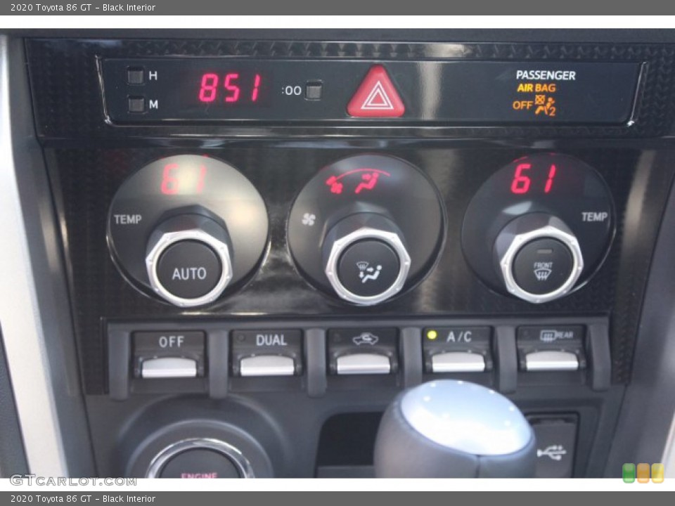 Black Interior Controls for the 2020 Toyota 86 GT #141268501