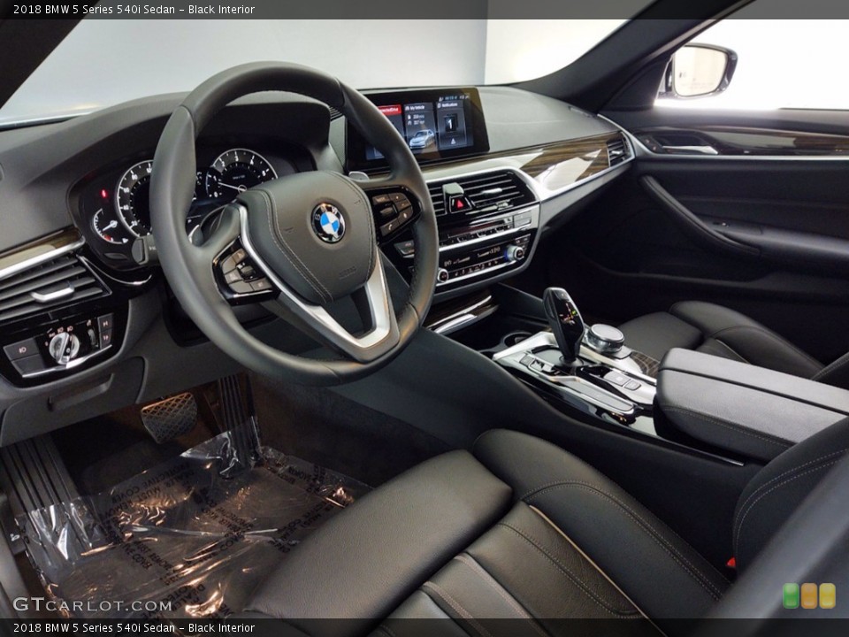 Black Interior Front Seat for the 2018 BMW 5 Series 540i Sedan #141268861
