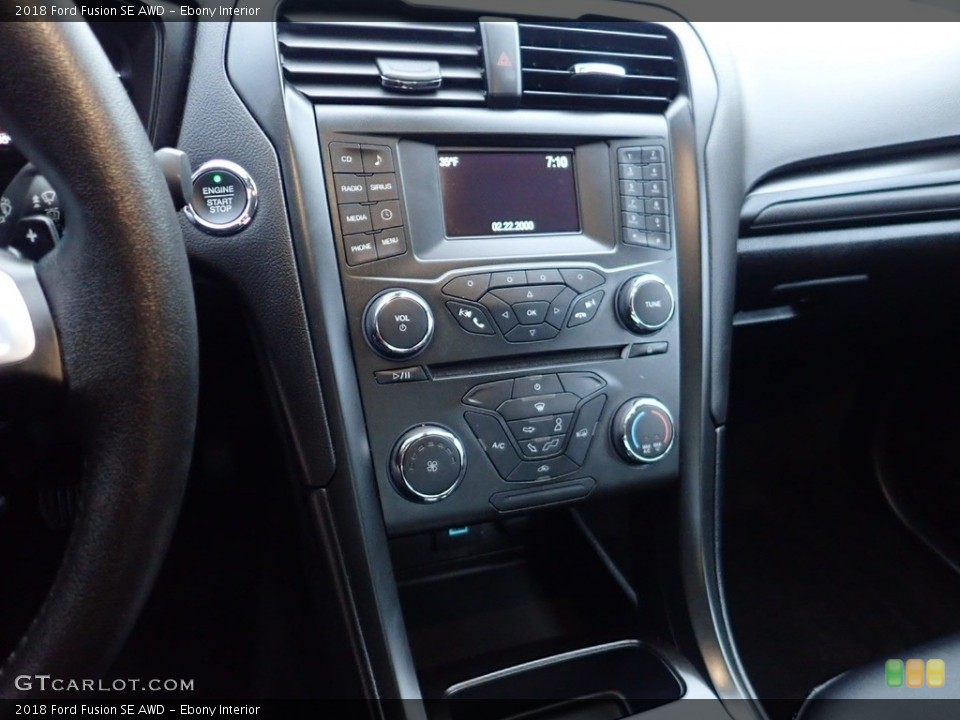 Ebony Interior Controls for the 2018 Ford Fusion SE AWD #141284469
