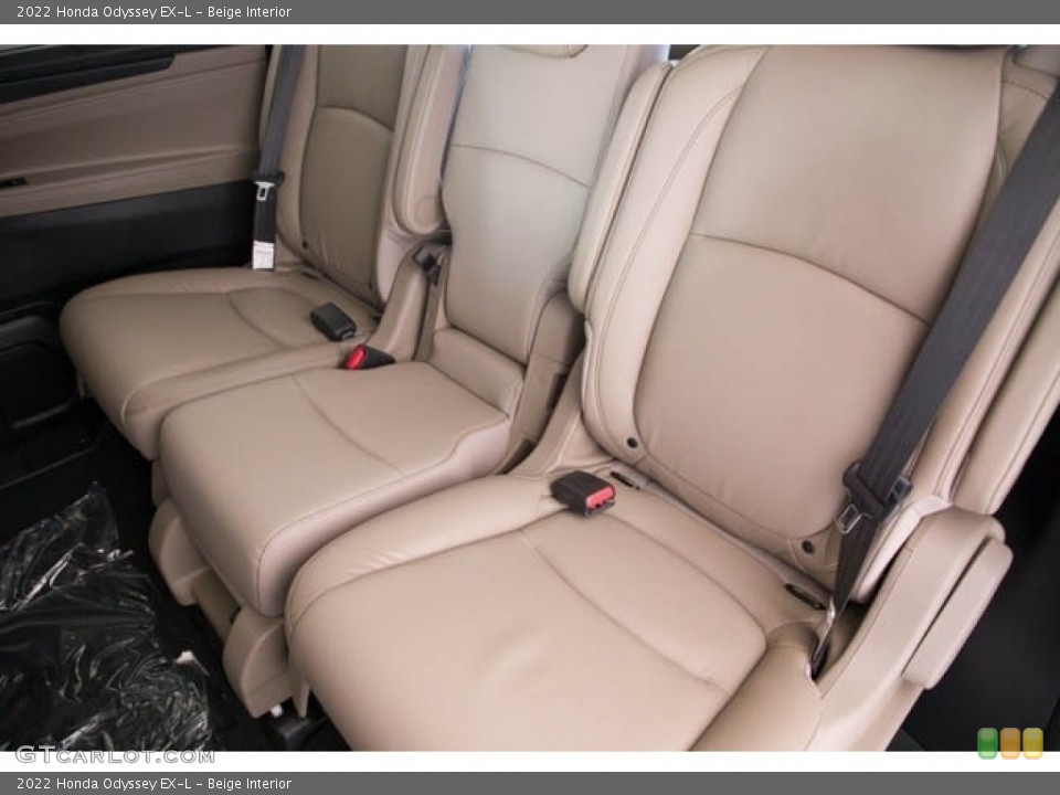 Beige Interior Rear Seat for the 2022 Honda Odyssey EX-L #141303834