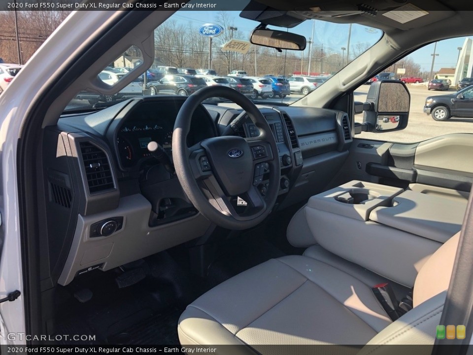 Earth Gray Interior Photo for the 2020 Ford F550 Super Duty XL Regular Cab Chassis #141308025