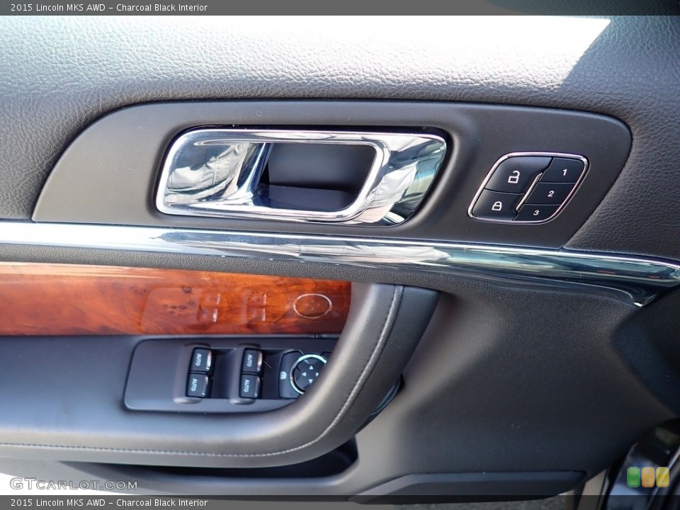 Charcoal Black Interior Door Panel for the 2015 Lincoln MKS AWD #141333672