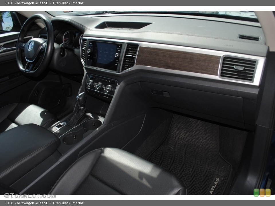 Titan Black Interior Dashboard for the 2018 Volkswagen Atlas SE #141366351