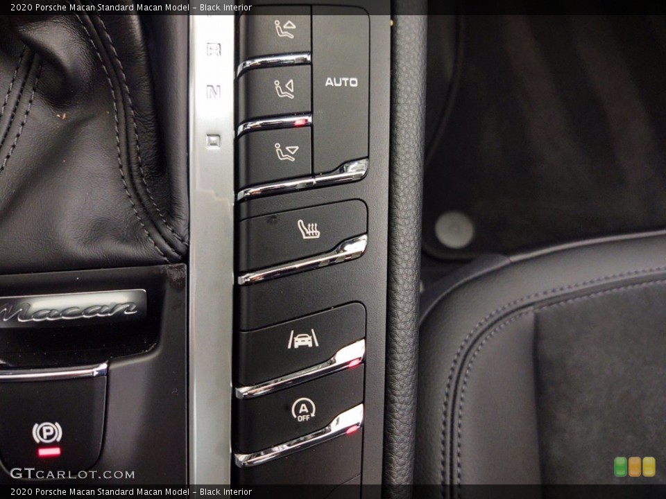Black Interior Controls for the 2020 Porsche Macan  #141423819