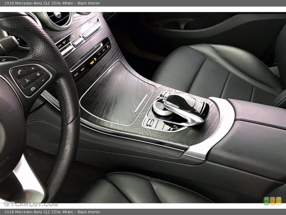 Black Interior Controls for the 2018 Mercedes-Benz GLC 350e 4Matic #141427423