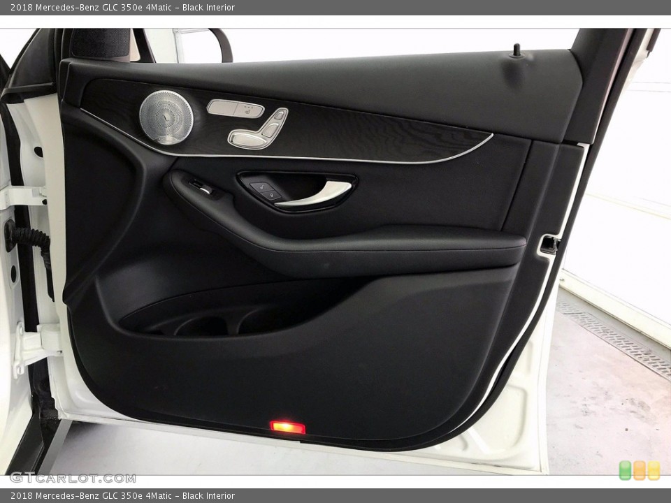 Black Interior Door Panel for the 2018 Mercedes-Benz GLC 350e 4Matic #141427686