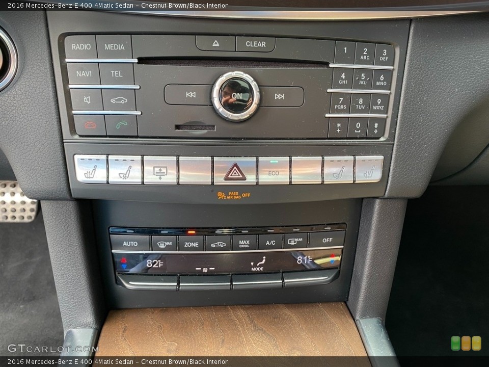 Chestnut Brown/Black Interior Controls for the 2016 Mercedes-Benz E 400 4Matic Sedan #141470972