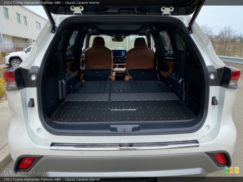 Glazed Caramel Interior Trunk for the 2021 Toyota Highlander Platinum AWD #141491777