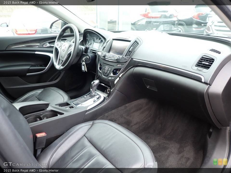 Ebony Interior Photo for the 2015 Buick Regal AWD #141494299