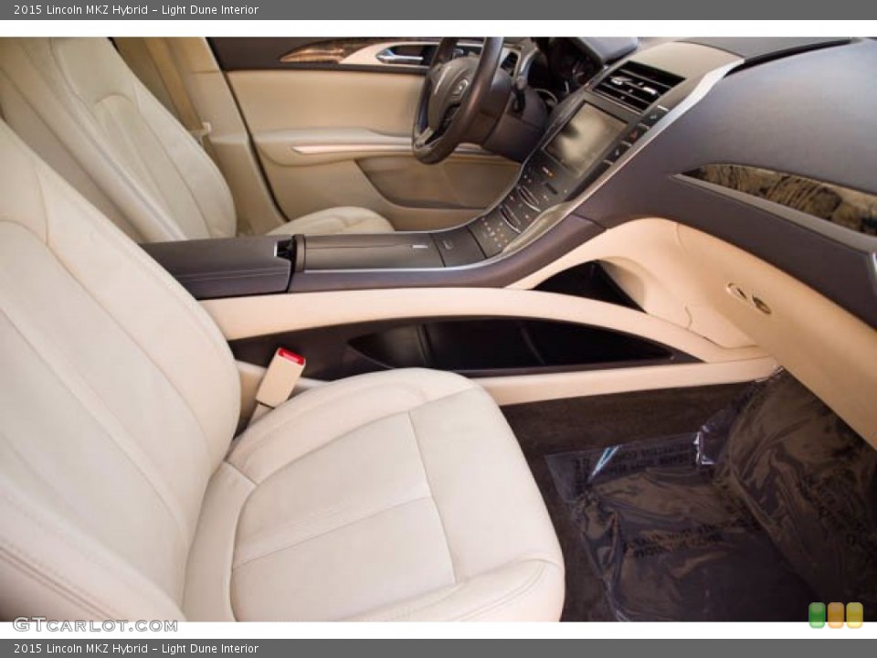 Light Dune Interior Front Seat for the 2015 Lincoln MKZ Hybrid #141510220