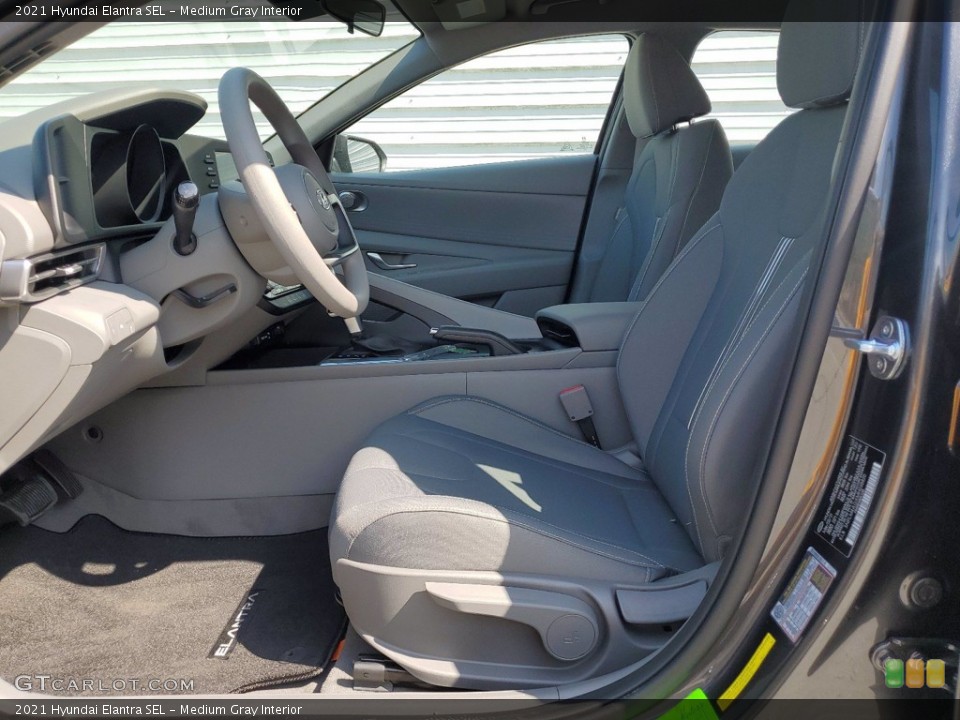 Medium Gray Interior Photo for the 2021 Hyundai Elantra SEL #141524695