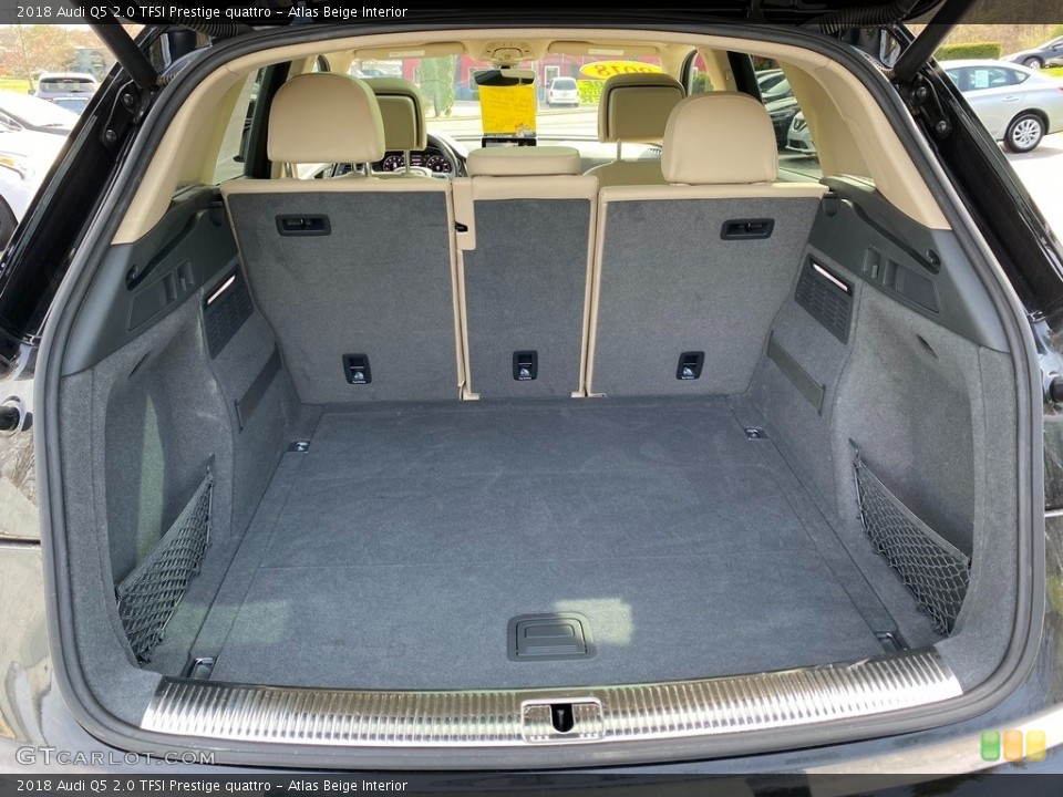 Atlas Beige Interior Trunk for the 2018 Audi Q5 2.0 TFSI Prestige quattro #141535847