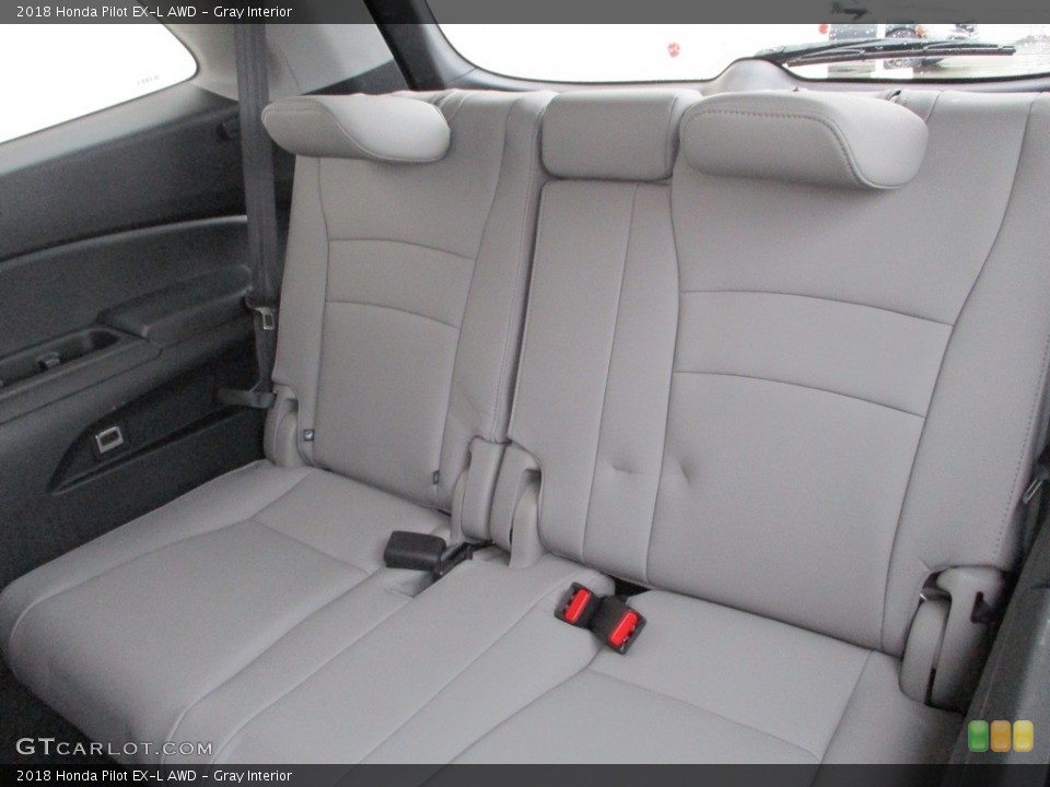 Gray Interior Rear Seat for the 2018 Honda Pilot EX-L AWD #141542871
