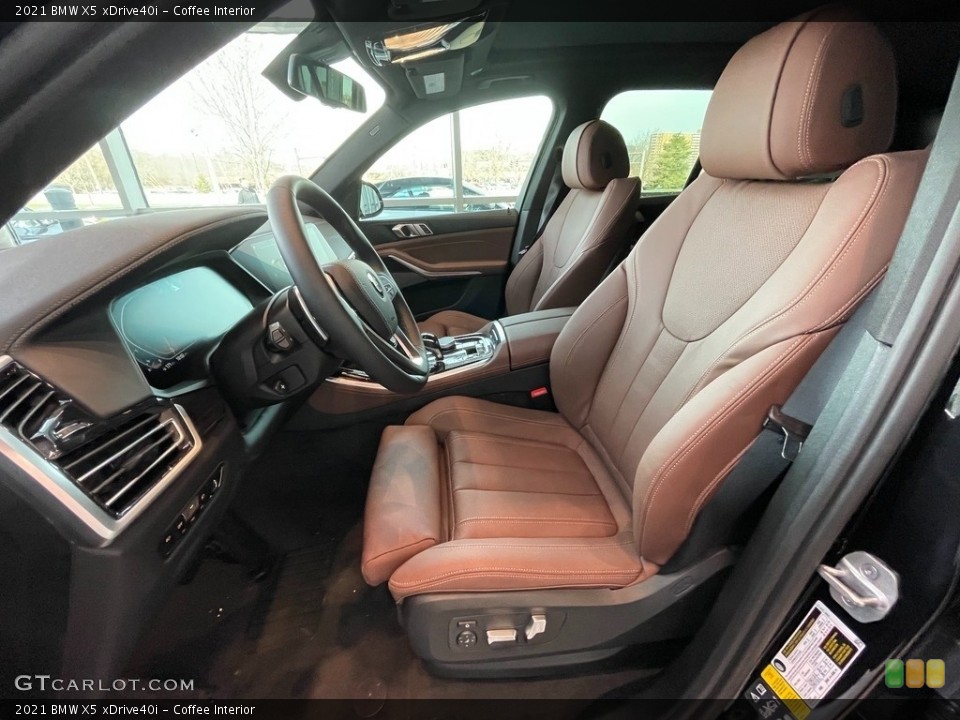 Coffee Interior Photo for the 2021 BMW X5 xDrive40i #141591075
