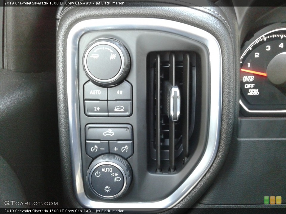 Jet Black Interior Controls for the 2019 Chevrolet Silverado 1500 LT Crew Cab 4WD #141600784