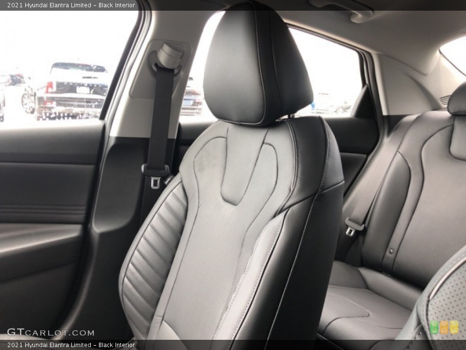 Black Interior Front Seat for the 2021 Hyundai Elantra Limited #141633737