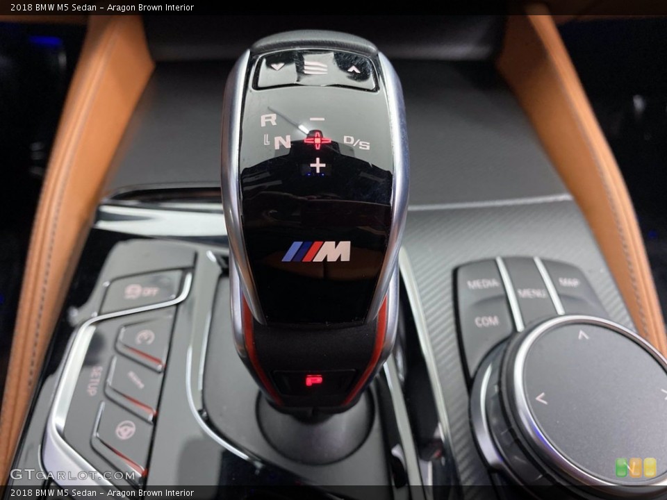 Aragon Brown Interior Transmission for the 2018 BMW M5 Sedan #141634446