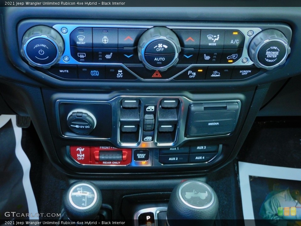 Black Interior Controls for the 2021 Jeep Wrangler Unlimited Rubicon 4xe Hybrid #141641158