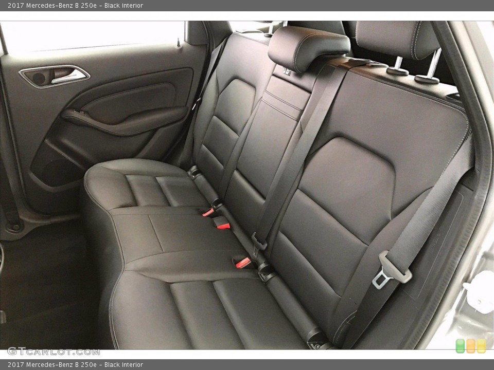 Black Interior Rear Seat for the 2017 Mercedes-Benz B 250e #141645994