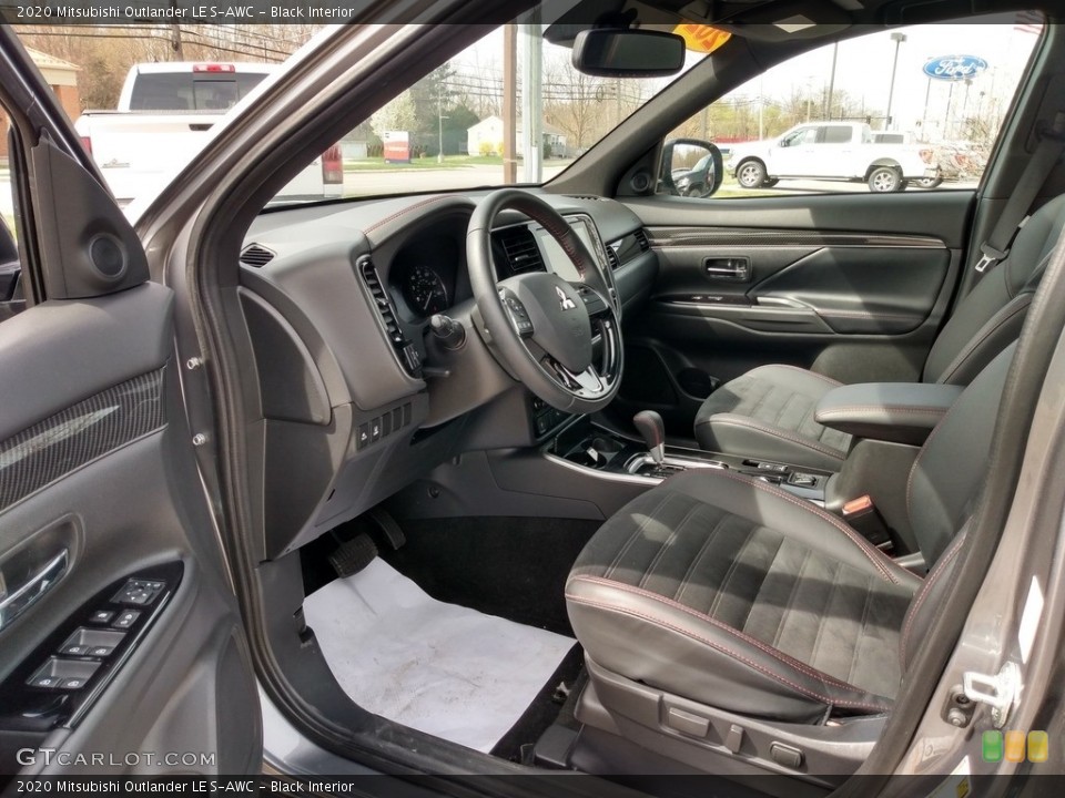 Black Interior Front Seat for the 2020 Mitsubishi Outlander LE S-AWC #141648699