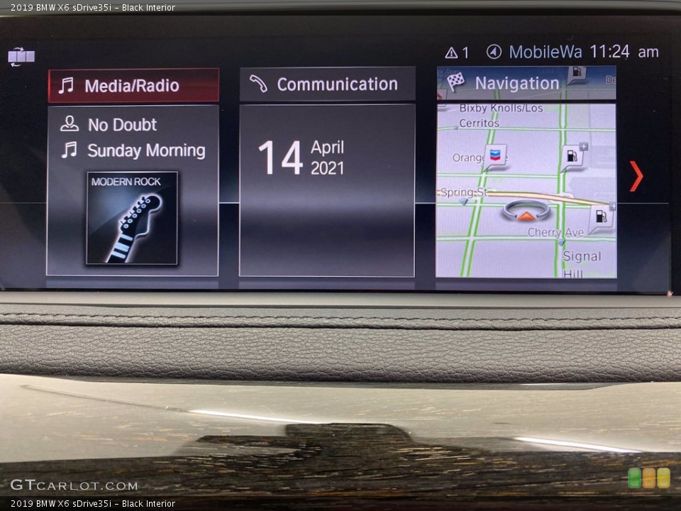 Black Interior Controls for the 2019 BMW X6 sDrive35i #141687771