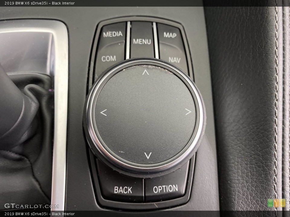 Black Interior Controls for the 2019 BMW X6 sDrive35i #141687864