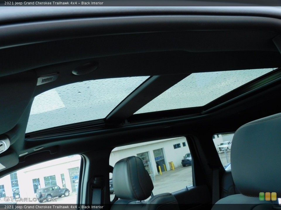 Black Interior Sunroof for the 2021 Jeep Grand Cherokee Trailhawk 4x4 #141689016