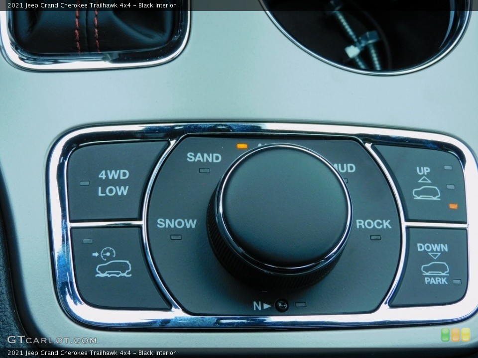 Black Interior Controls for the 2021 Jeep Grand Cherokee Trailhawk 4x4 #141689040