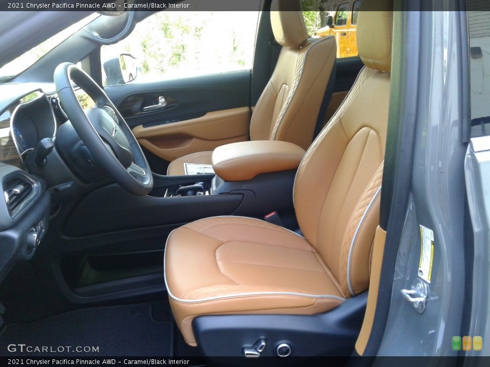 Caramel/Black Interior Photo for the 2021 Chrysler Pacifica Pinnacle AWD #141697122