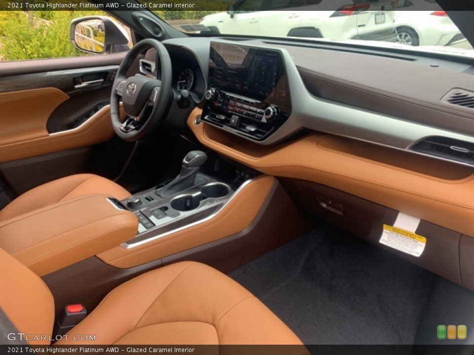 Glazed Caramel Interior Dashboard for the 2021 Toyota Highlander Platinum AWD #141699738