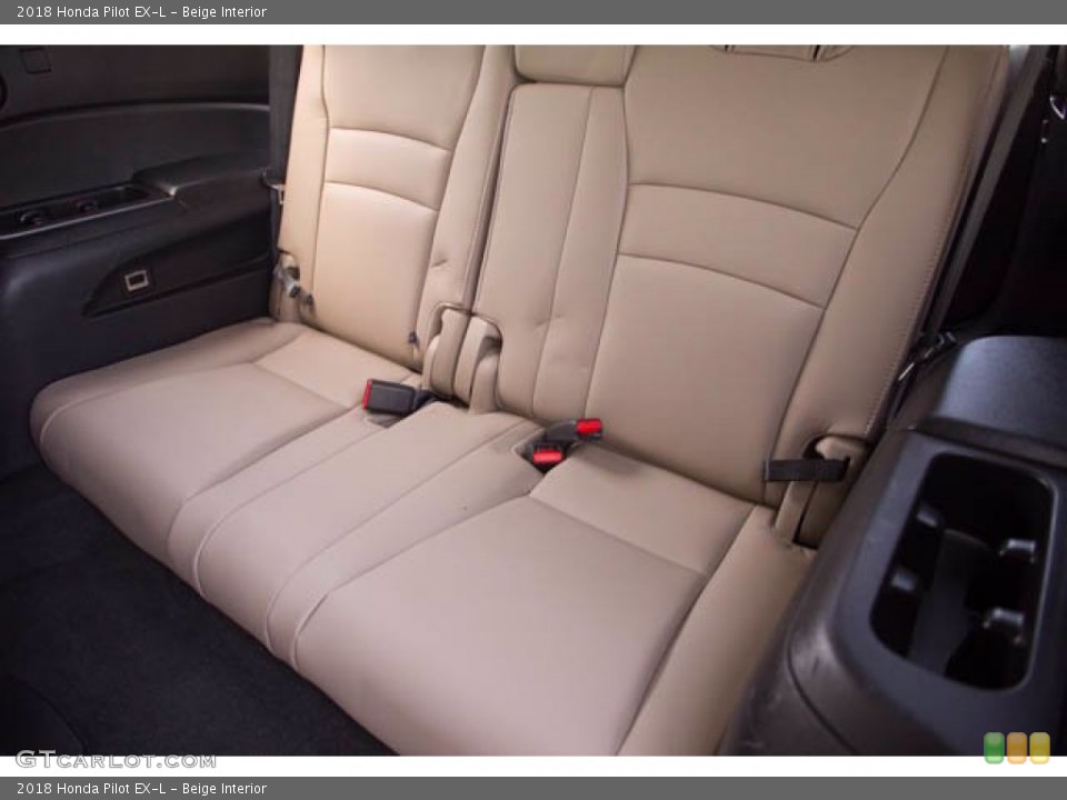 Beige Interior Rear Seat for the 2018 Honda Pilot EX-L #141708414